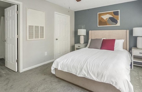 Greensboro Apartamento | Landing at Chapel Walk Apartments - 1 Bedroom in Downtown Greensboro