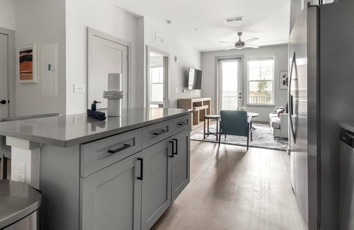 Springfield Apartamento | Landing at Corner on Main - 1 Bedroom in Spring...