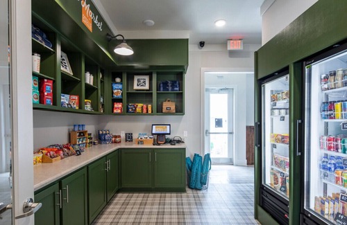 Homewood Apartamento | Landing at Estelle - 2 Bedrooms in Downtown Homewood