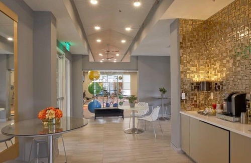 Auburn Hills Apartamento | Landing at Five Points of Auburn Hills - 2 Bedrooms in Downtown Auburn Hills