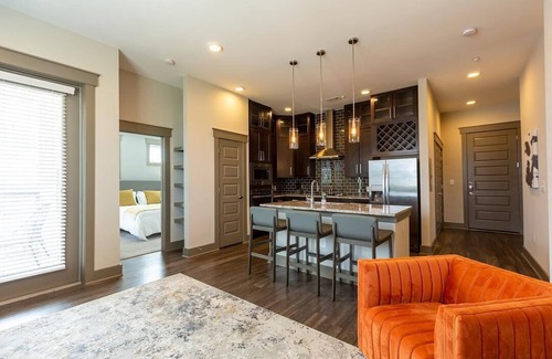 Vickery Meadow Apartamento | Landing at Galleries at Park Lane - 2 Bedrooms in Vickery Meadow