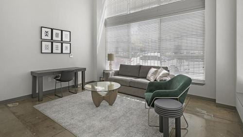 Central City Apartamento | Landing at Lofts at American Life - 1 Bedroom in Central City