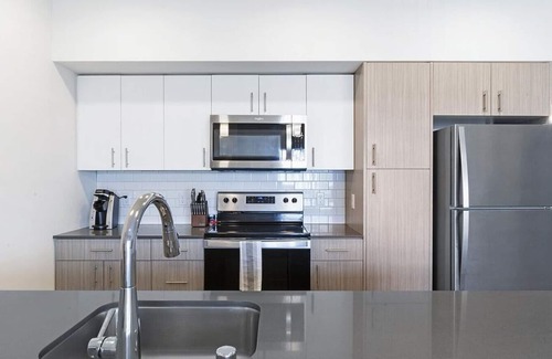 Kent Apartamento | Landing at Midtown 64 - 2 Bedrooms in Downtown Kent