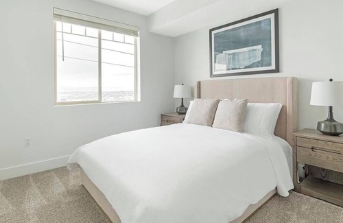 Draper Apartamento | Landing at Point of View Apartments - 1 Bedroom in Downtown Draper