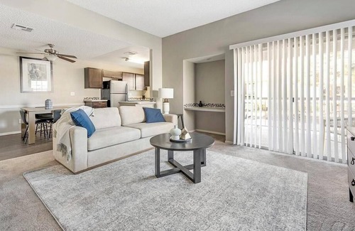 The Section Seven Apartamento | Landing at Reflections at the Lakes - 1 Bedroom in The Section Seven