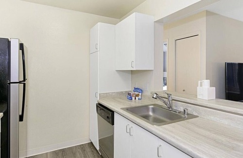 Kent Apartamento | Landing at Signature Pointe - 1 Bedroom in Downtown Kent