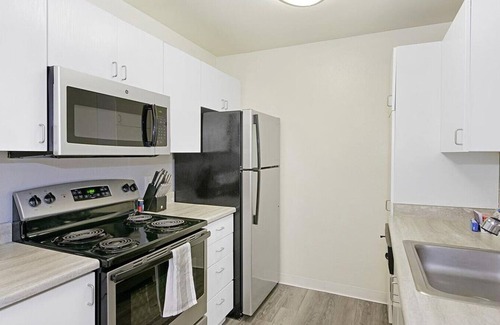Kent Apartamento | Landing at Signature Pointe - 1 Bedroom in Downtown Kent