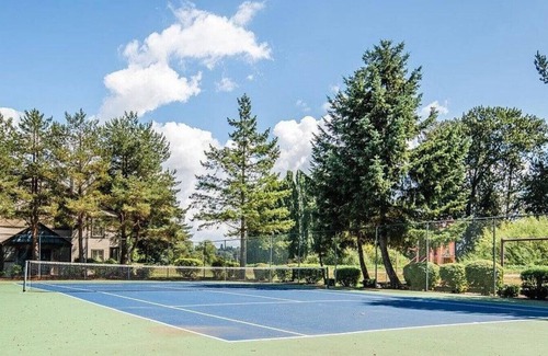Kent Apartamento | Landing at Signature Pointe - 1 Bedroom in Downtown Kent