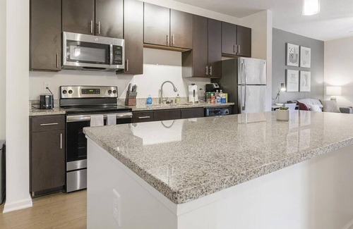 Buechel Apartamento | Landing at Spring House Apartments - 3 Bedrooms in Downtown Louisville