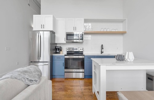 Greenville Apartamento | Landing at The American Spinning Mill - 2 Bedro...