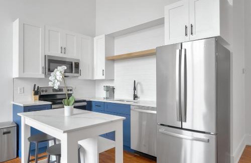 Greenville Apartamento | Landing at The American Spinning Mill - Greenville