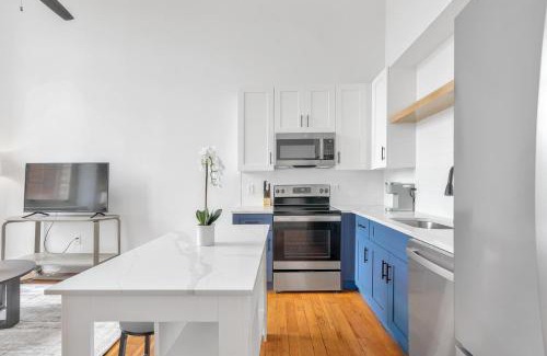 Greenville Apartamento | Landing at The American Spinning Mill - Greenville