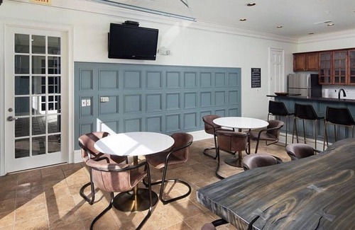 Duluth Apartamento | Landing at The Berkeley - 1 Bedroom in Downtown Duluth