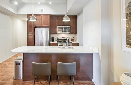 Southeast Omaha Apartamento | Landing at The Breakers - 1 Bedroom in Downtown