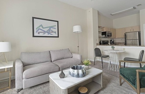 New Pathways Apartamento | Landing at The Bristol on Union - 1 Bedroom in New Pathways