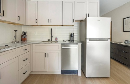 Northeast Raleigh Apartamento | Landing at The Harrison - Studio in Northeast R...