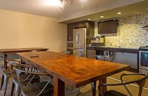 New Tacoma Apartamento | Landing at The Henry - 1 Bedroom in New Tacoma