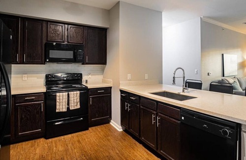 Atascocita Apartamento | Landing at The Henry at Woodland Hills - 3 Bedrooms in Atascocita