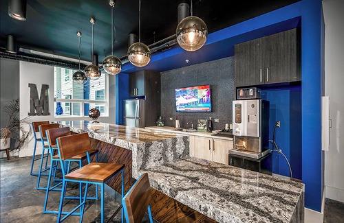 University District Apartamento | Landing at The Nine @ Memphis - 2 Bedrooms in U...