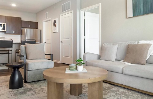 Chesterfield Apartamento | Landing at The Parq at Chesterfield - 2 Bedroom...
