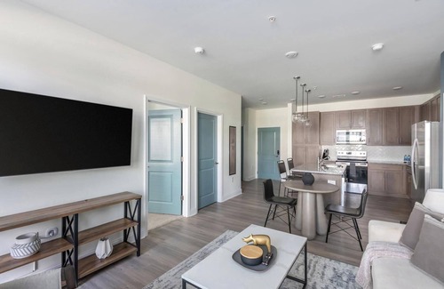 Wilmington Apartamento | Landing at The Parker Leland - 2 Bedrooms in Do...