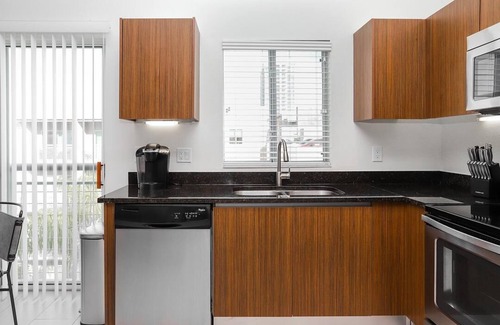 Channel District Apartamento | Landing at The Pierhouse at Channelside - Studio in Channel District