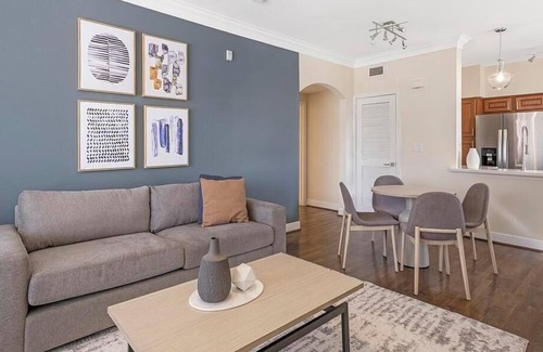 Energy Corridor Apartamento | Landing at Village on Memorial Townhomes - 2 Bedrooms in Energy Corridor