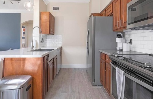 Energy Corridor Apartamento | Landing at Village on Memorial Townhomes - 2 Bedrooms in Energy Corridor