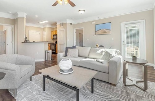 Gray's Creek Apartamento | Landing at Villas at Houston Levee West - 2 Bedrooms in Downtown Cordova