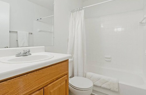 Plant City Apartamento | Landing at Walden Lake - 3 Bedrooms in Downtown Plant City
