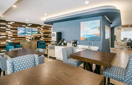 Overland Park Apartamento | Landing at WaterWalk Kansas City - Overland Park - 3 Bedrooms in Overland Park Plaza