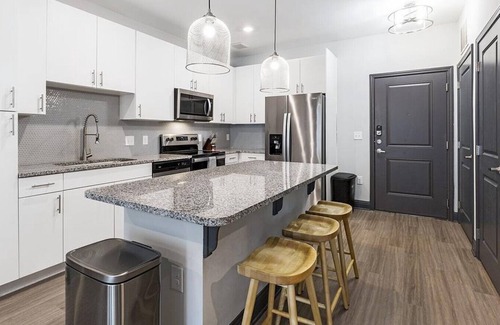 Keller Apartamento | Landing at Westhouse - 2 Bedrooms in Downtown Fort Worth