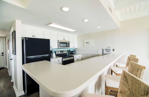 Boyne City Casa | Landing: Beach -Pool-Boat Dock