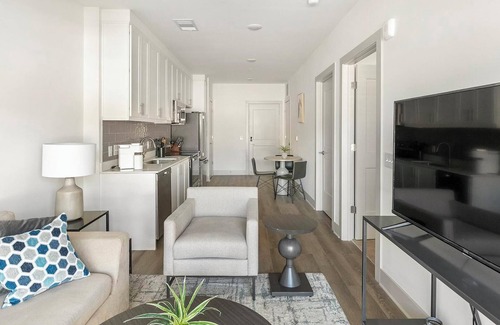 Huntsville Apartamento | Landing | Beautiful 1BD, Gym, Clubhouse