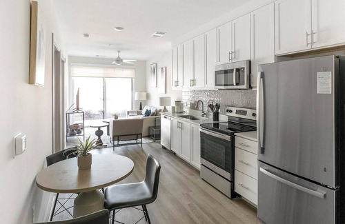 Huntsville Apartamento | Landing | Beautiful 1BD, Gym, Clubhouse