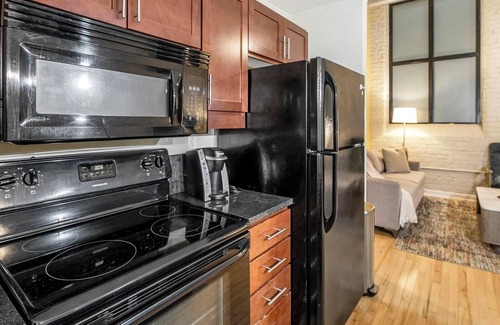 Petersburg Apartamento | Landing | Stunning 1BD, Pool, Gym