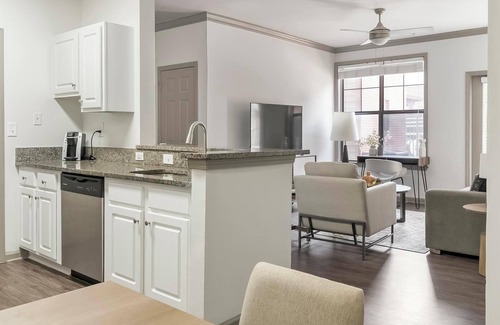 Piedmont Heights Apartamento | Landing | Beautiful 1BD, Courtyard, Gym