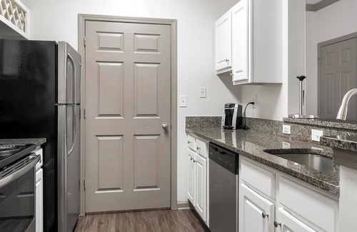 Piedmont Heights Apartamento | Landing | Beautiful 1BD, Courtyard, Gym