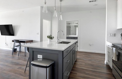 Austin Apartamento | Landing | Spectacular 1BD, Pool, Clubhouse