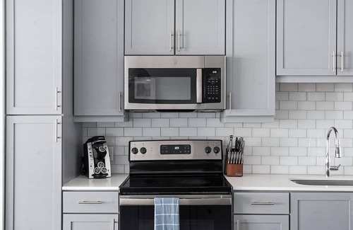Austin Apartamento | Landing | Beautiful 1BD, Gym, Yoga Studio