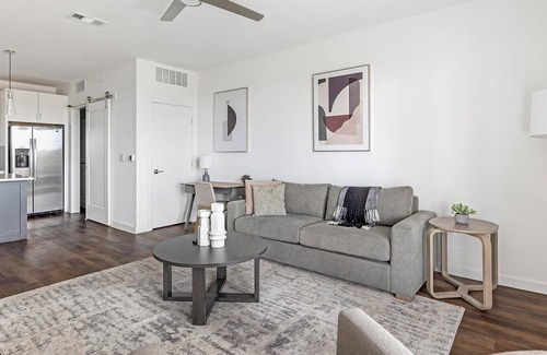 Austin Apartamento | Landing | Beautiful 1BD, Pool, Clubhouse