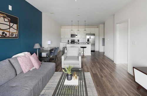 Antioch Apartamento | Landing | Spectacular 1BD, Pool, Yoga Studio
