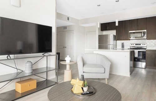 Palmetto Apartamento | Landing | Beautiful 1BD, Yoga Studio, Gym
