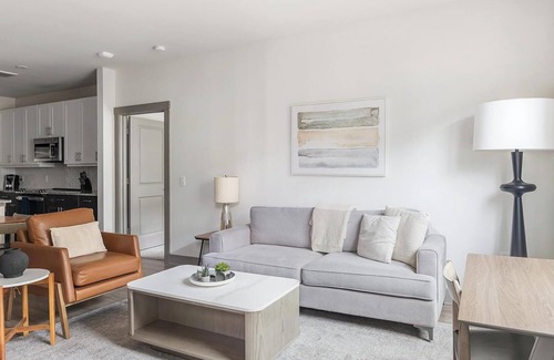 McKinney Apartamento | Landing | Beautiful 2BD, Pool, Clubhouse