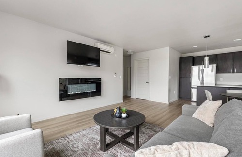 Hayden Island Apartamento | Landing | Beautiful 2BD, Clubhouse, Gym
