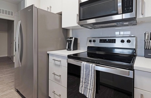 Homestead Apartamento | Landing | Beautiful 2BD, Gym