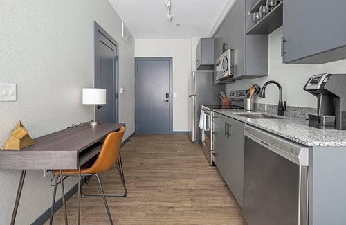 Fort Collins Apartamento | Landing | Beautiful Studio, Gym, Clubhouse