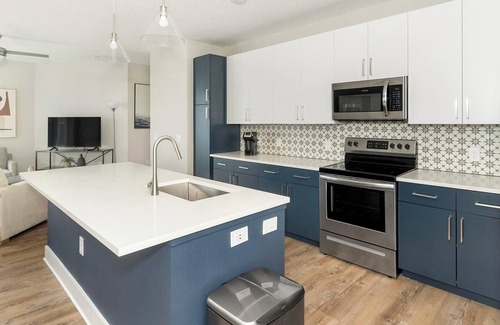 San Marco Apartamento | Landing | Chic 2BD, Gym, Clubhouse
