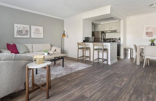 Winston - Salem Apartamento | Landing | Beautiful 1BD, Gym, Clubhouse