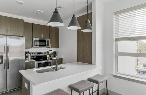 Richmond Apartamento | Landing | Chic 1BD, Gym, Clubhouse